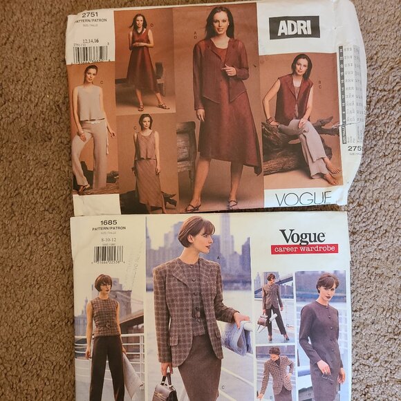11 Vintage Vogue Patterns - Picture 14 of 16